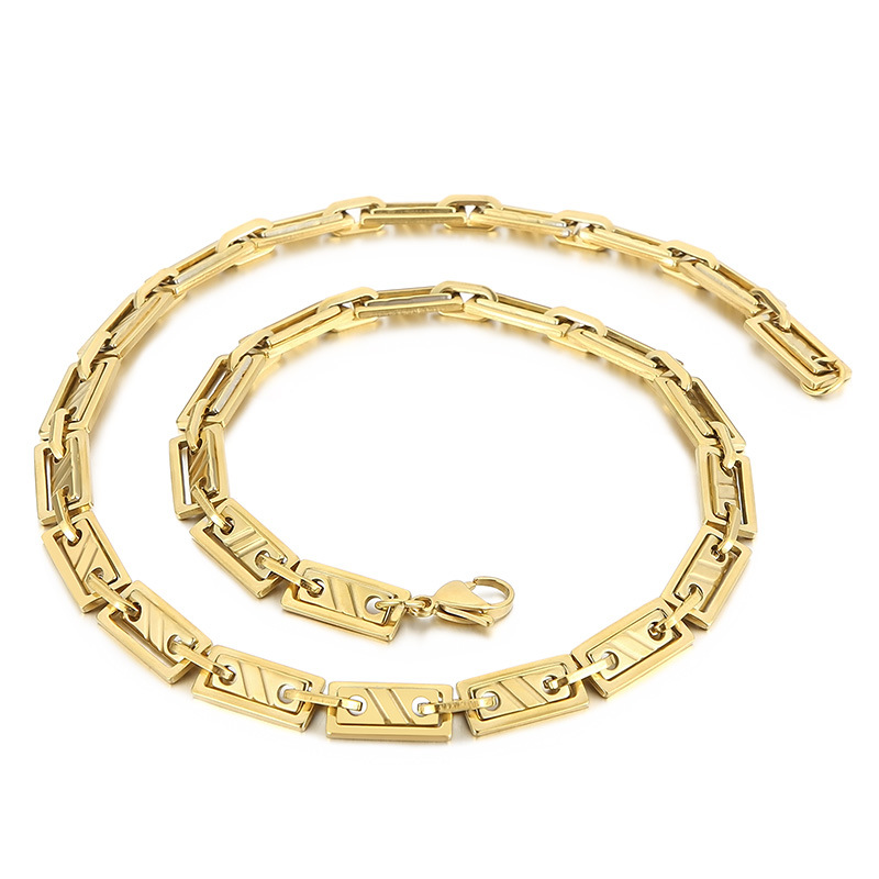 Gold necklace 8mm by 50cm