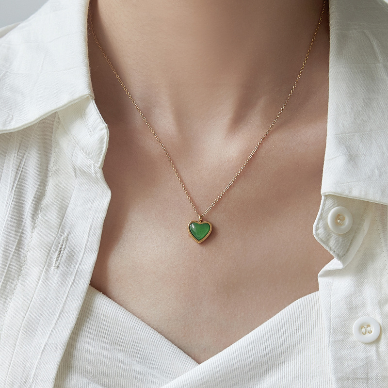 Green Dongling necklace