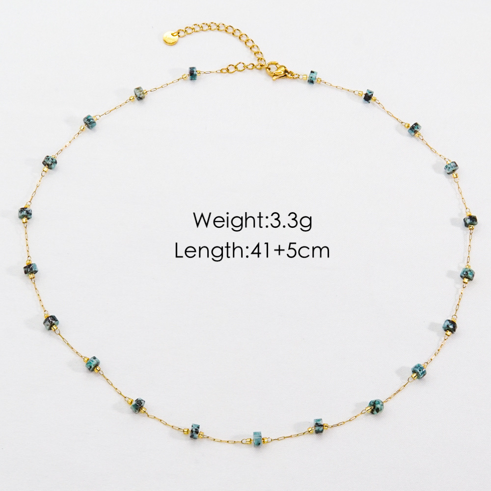 2:African pine-necklace