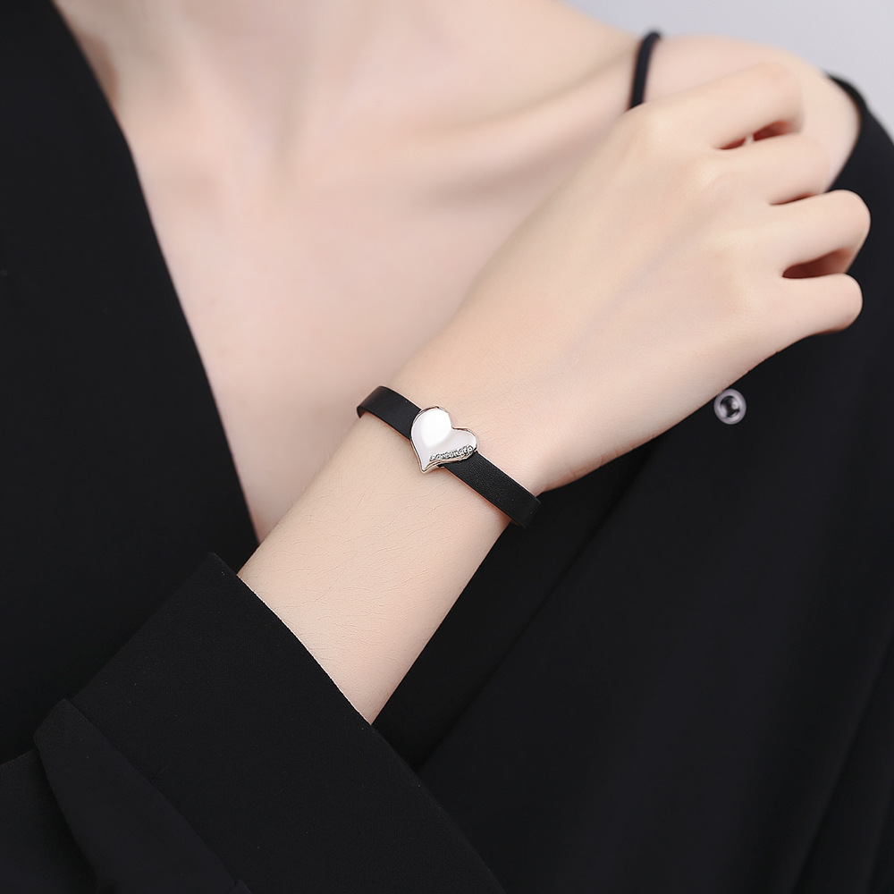 Wristband: