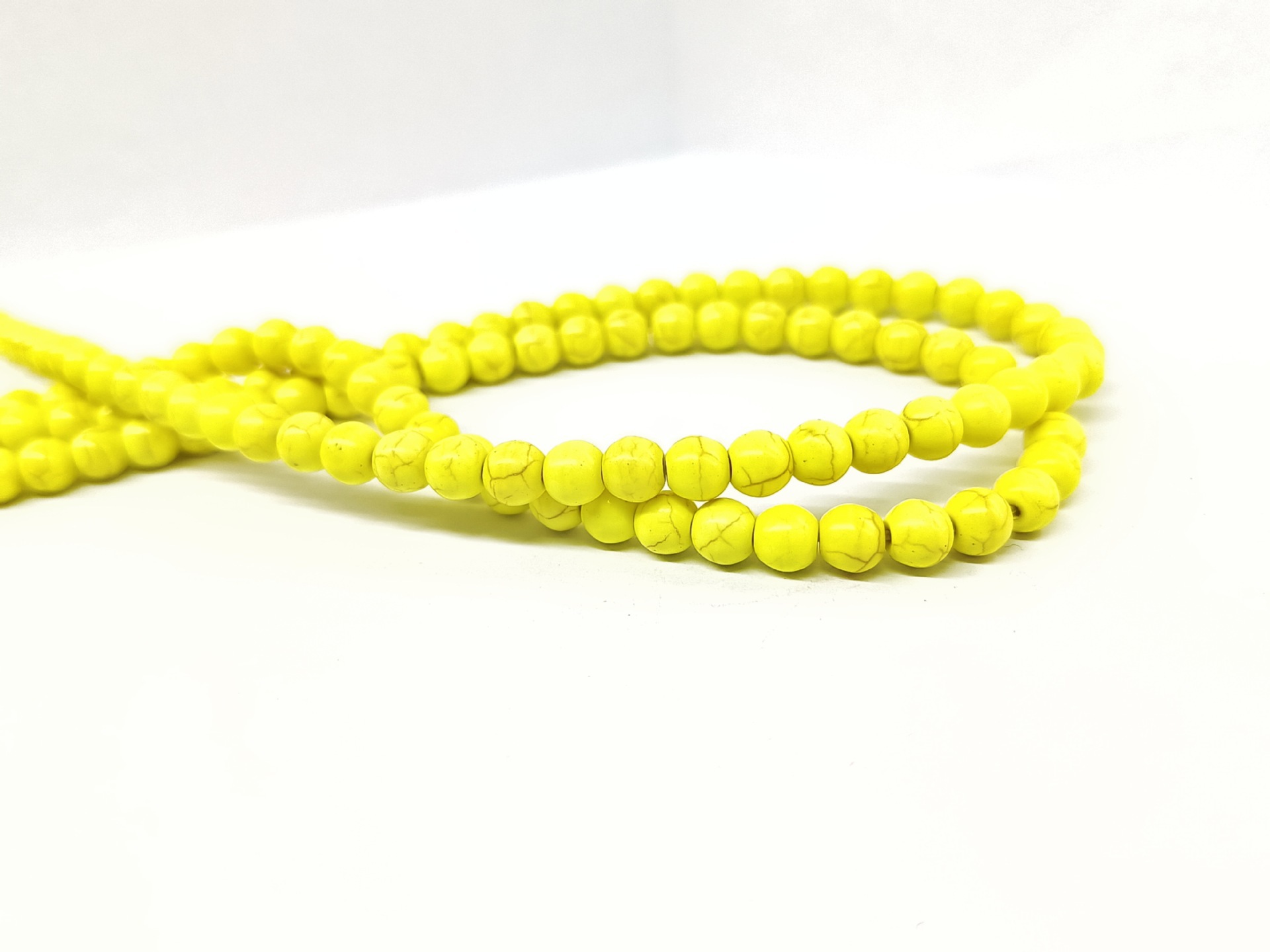 yellow 3mm/piece/approximately 125 pieces