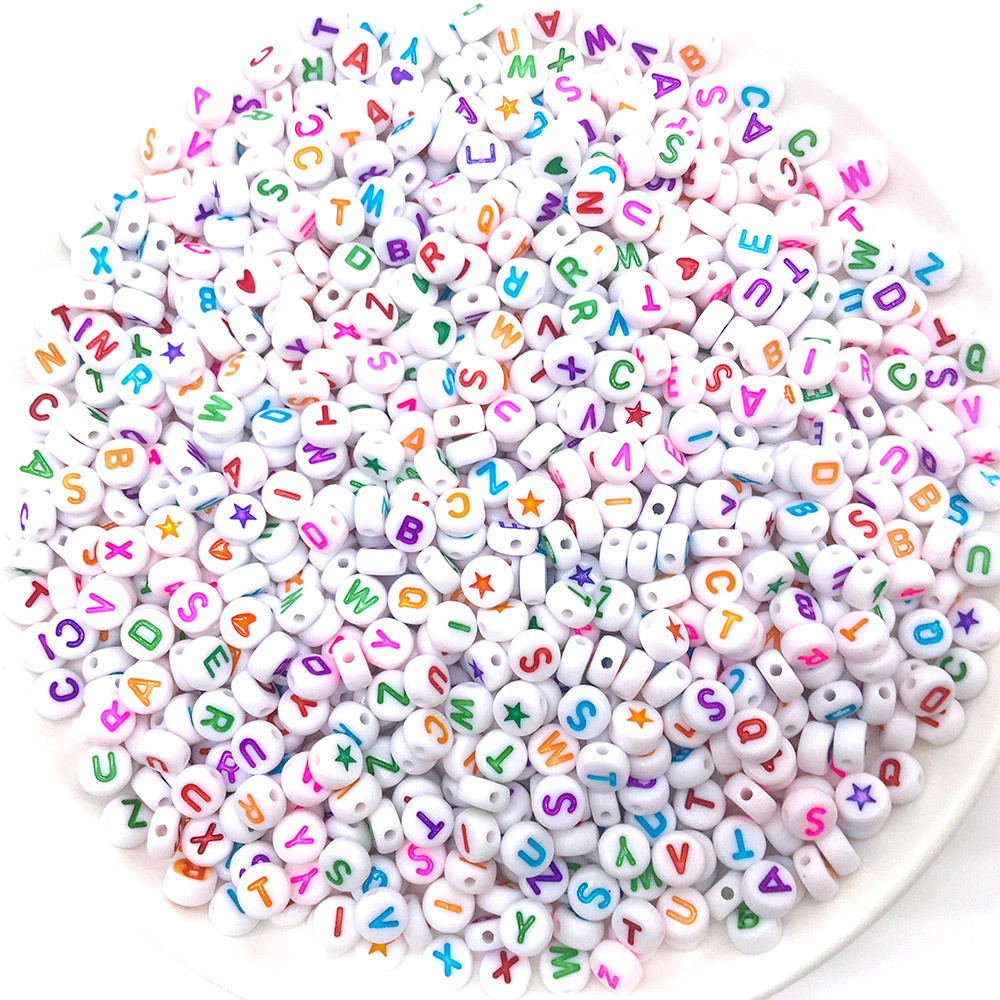2:Randomly mix 100 circular colored letters 3.5 * 7mm