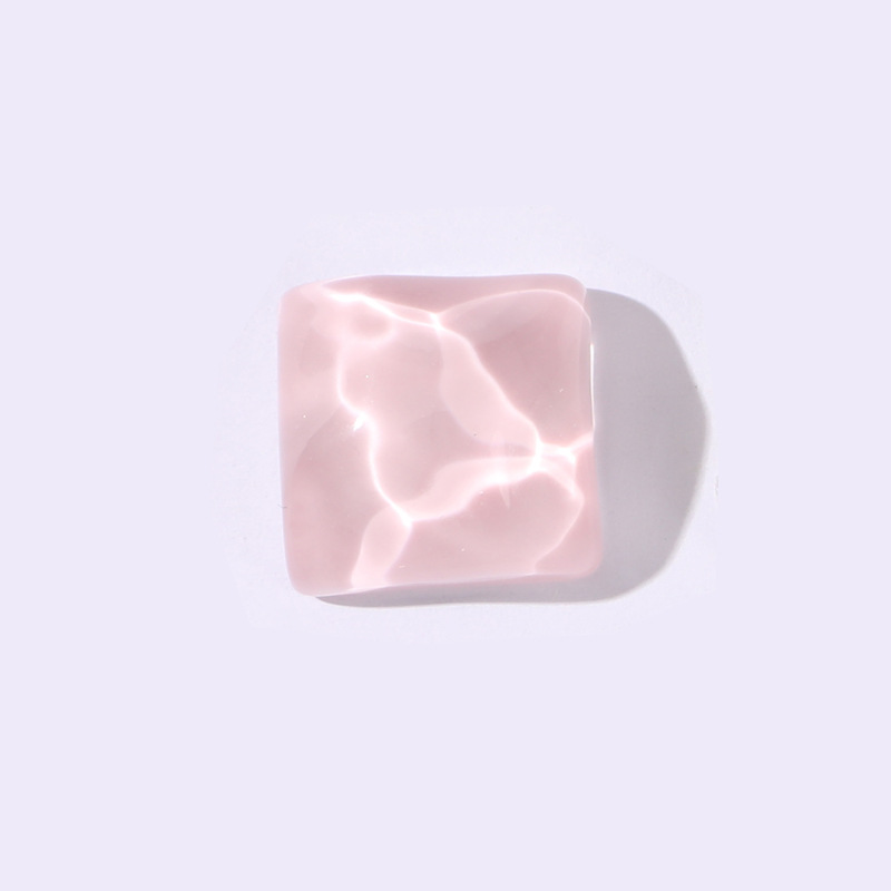 4:light pink