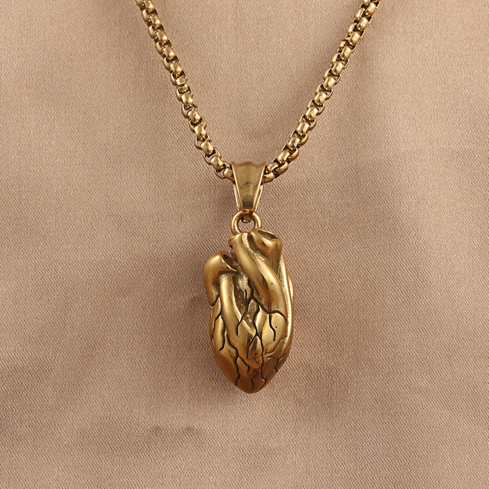 Gold, single pendant