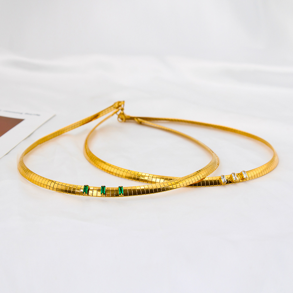 4:Emerald Necklace