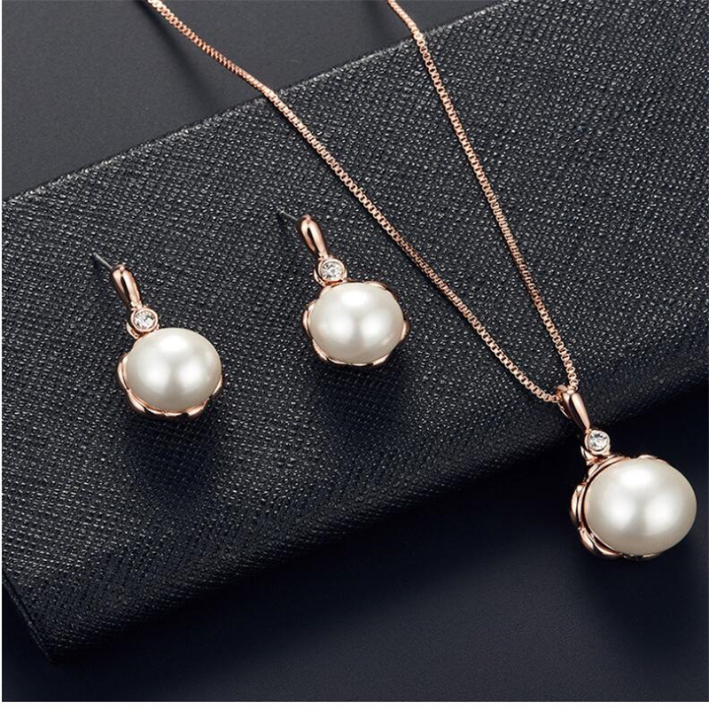rose gold color + White Pearl