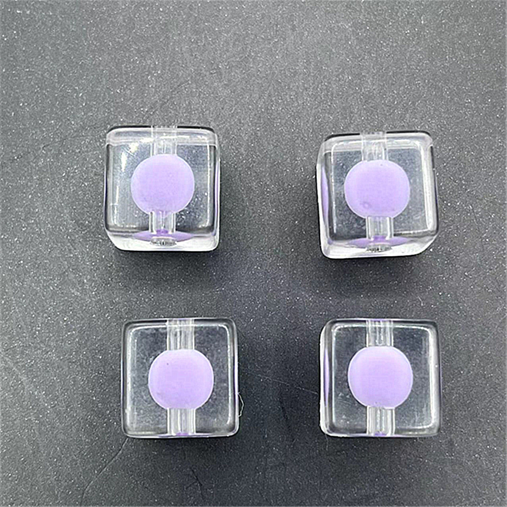 4:šviesiai violetinės