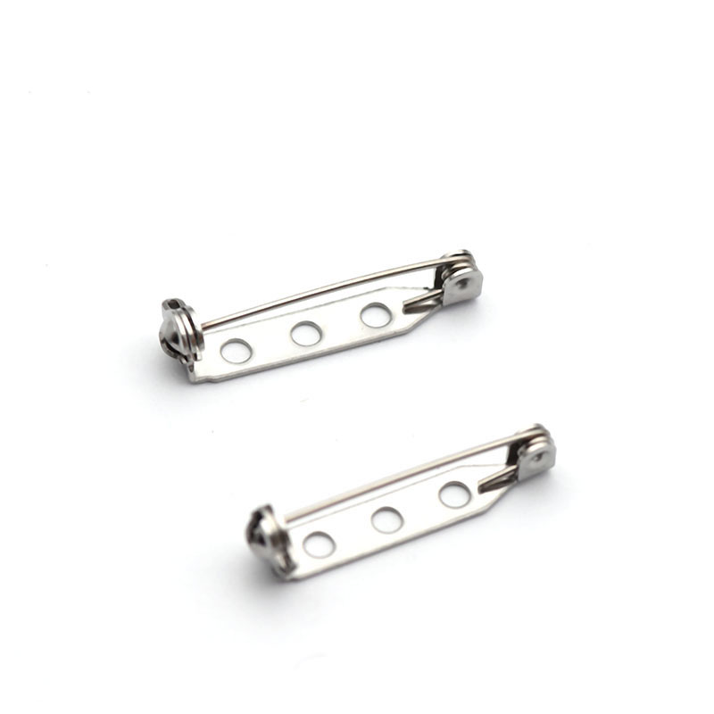12:32mm long with safety clasp