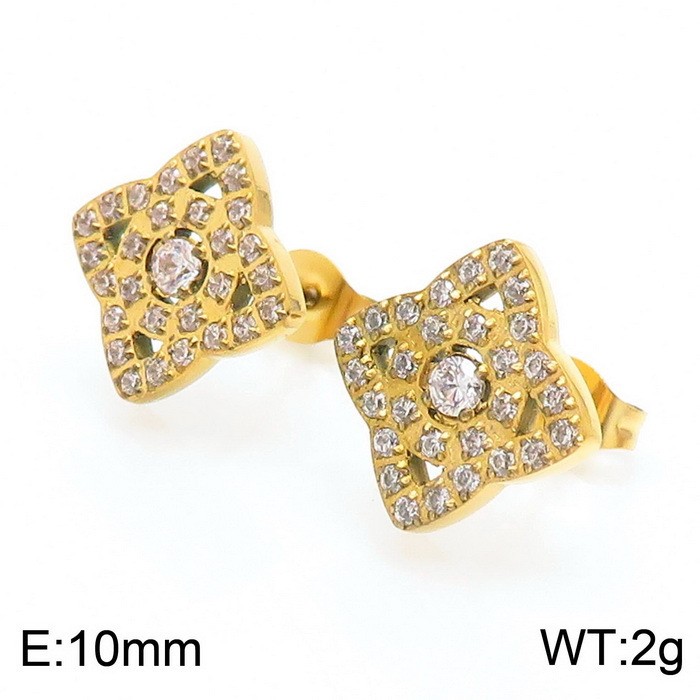 9:Gold earrings