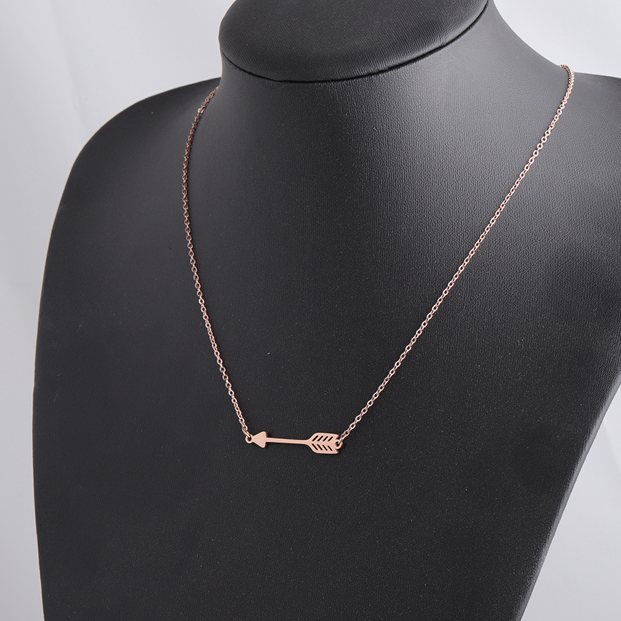 3:Rose gold necklace