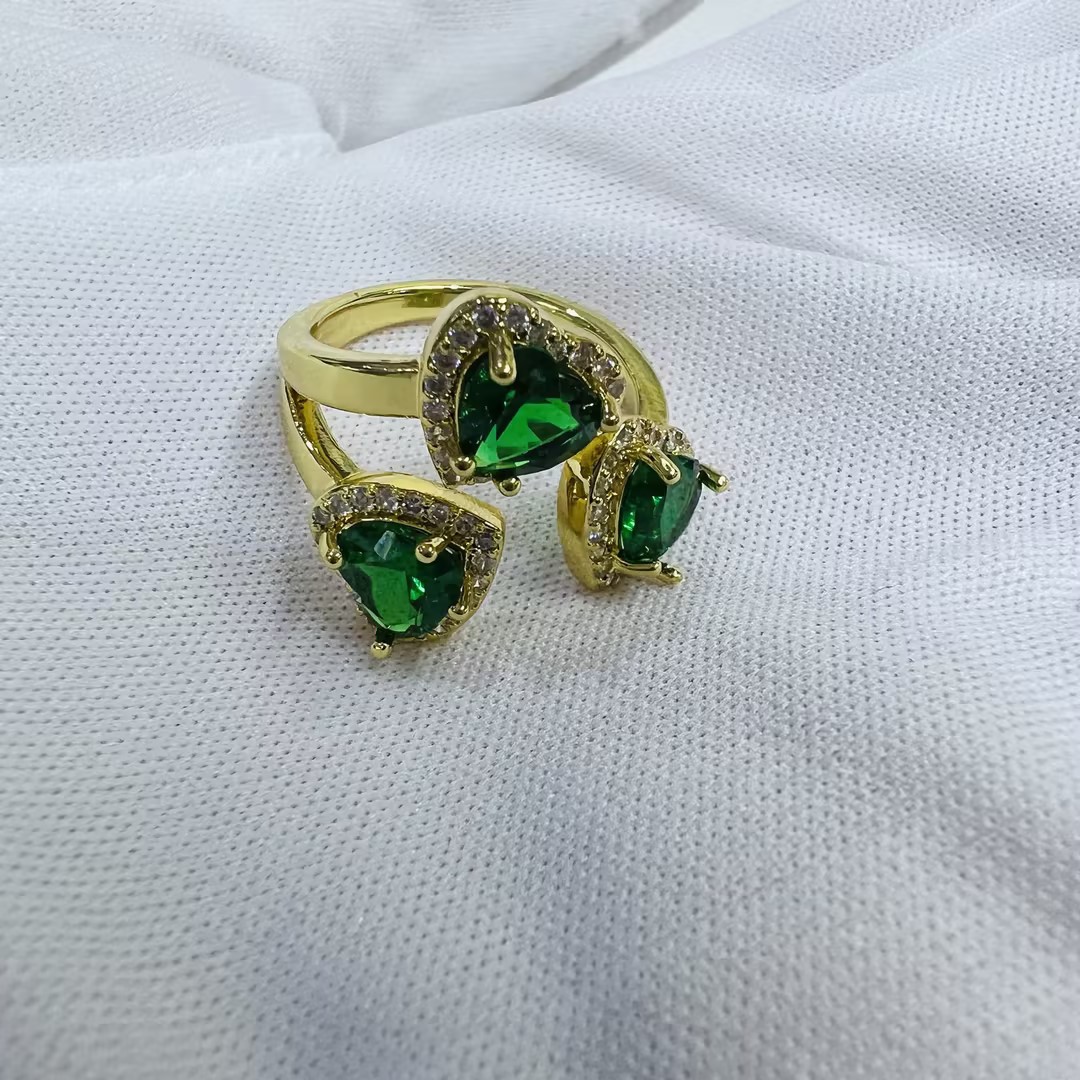 5:Gold Green Diamond