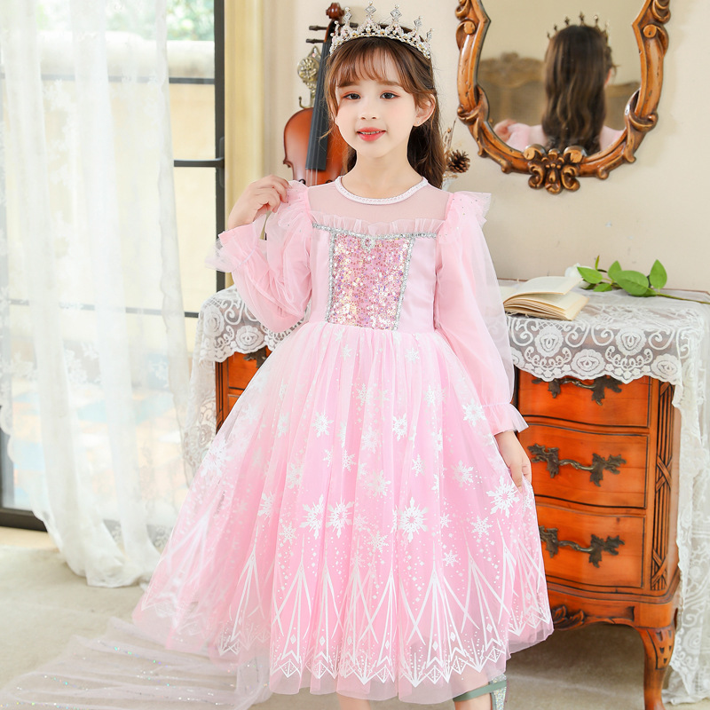 Pink long-sleeved single dress