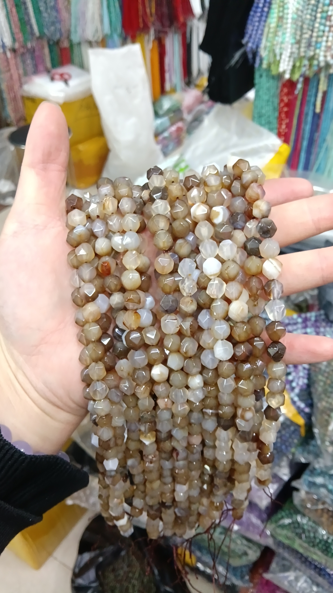 curry line agate
