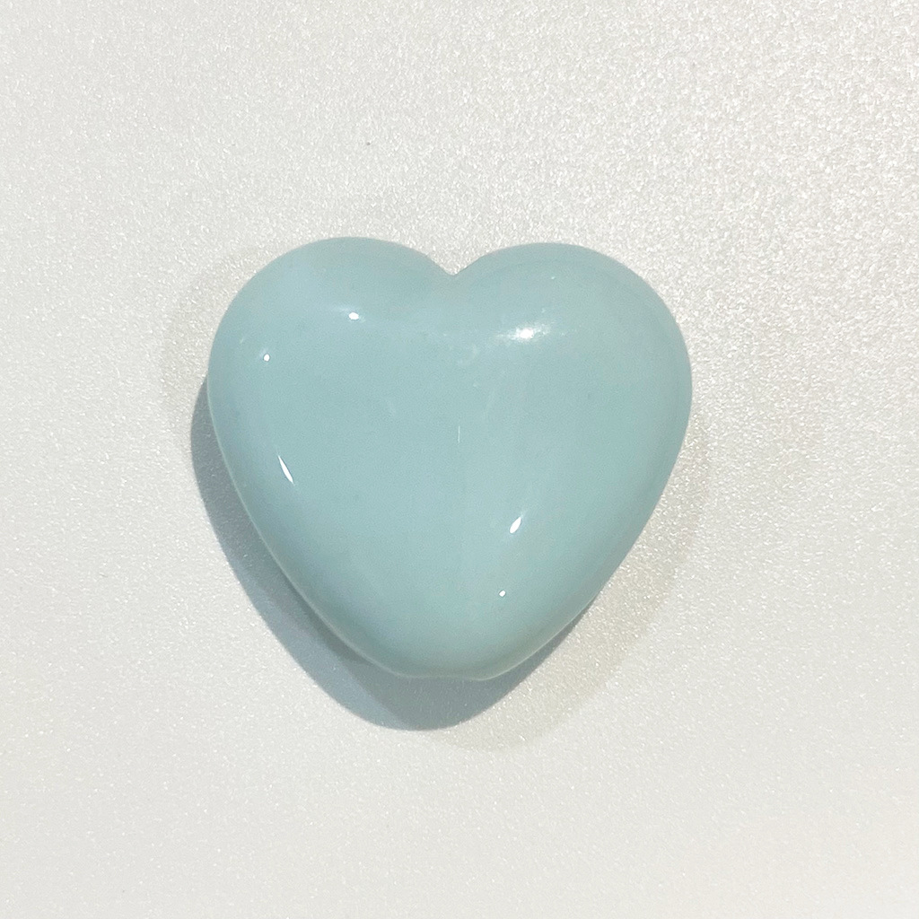 Cream blue Big heart 19mm