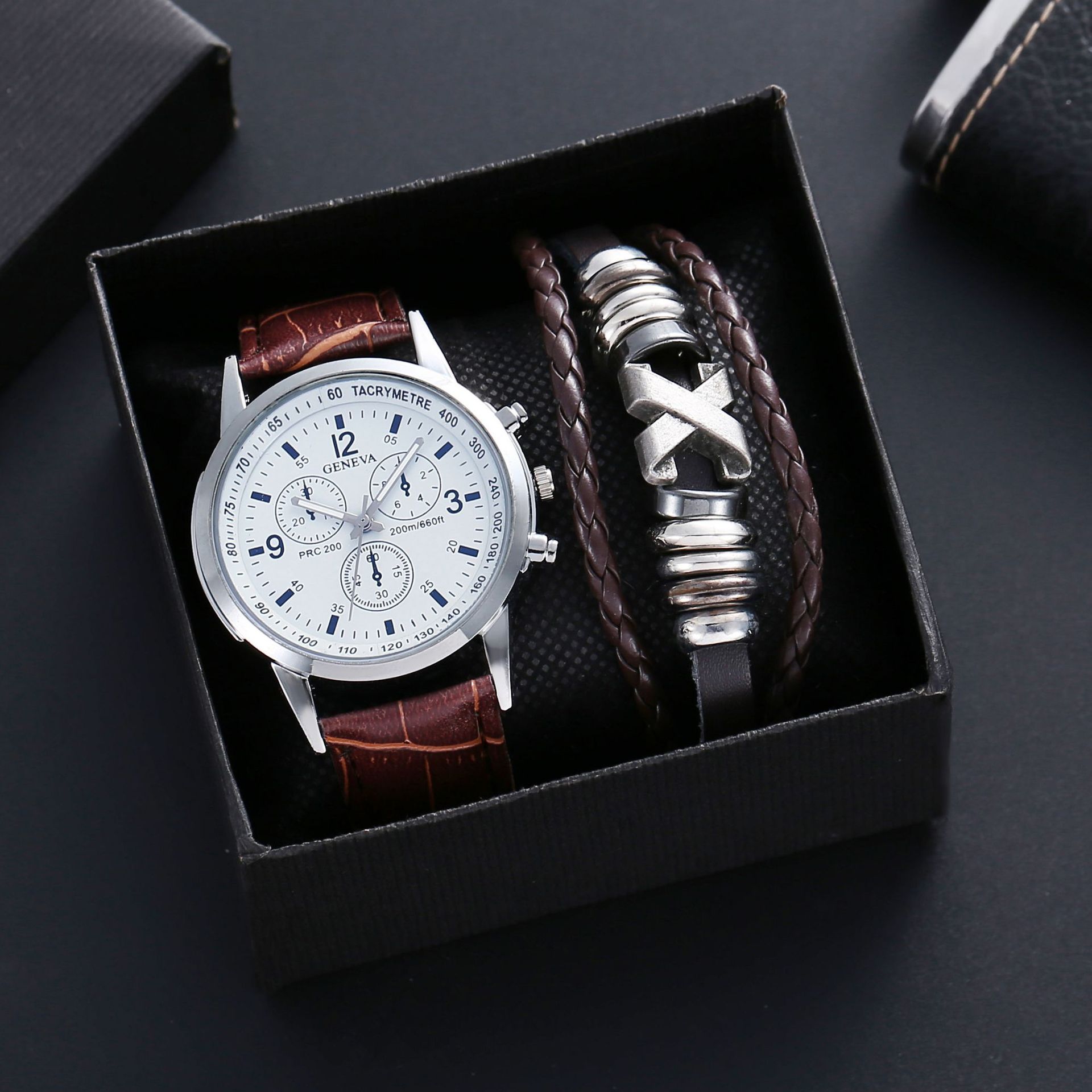 8:H watch, bracelet and box