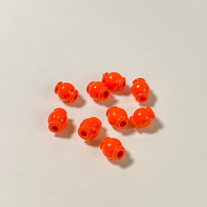 8:punertavan oranssi