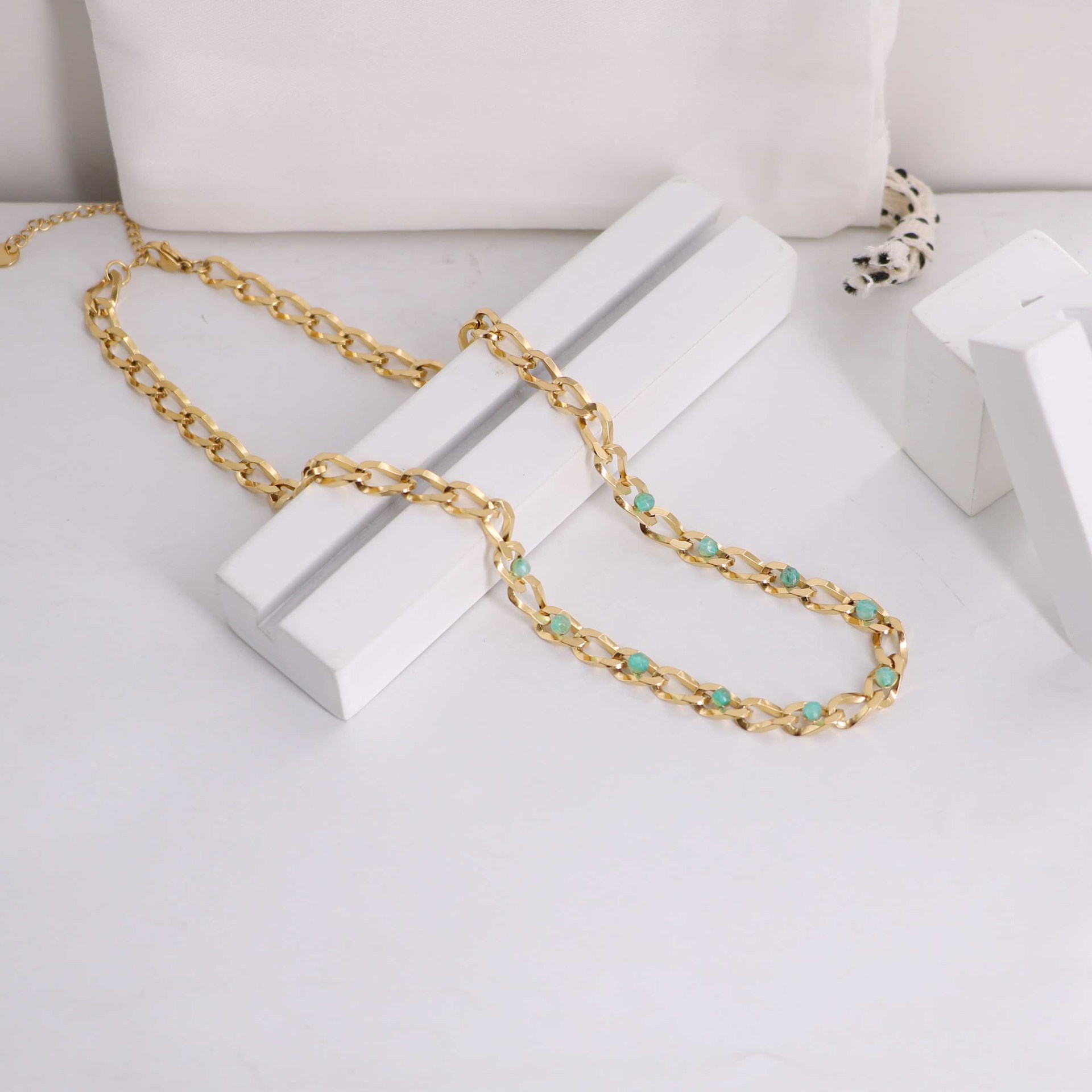 1:Necklace -40x5cm