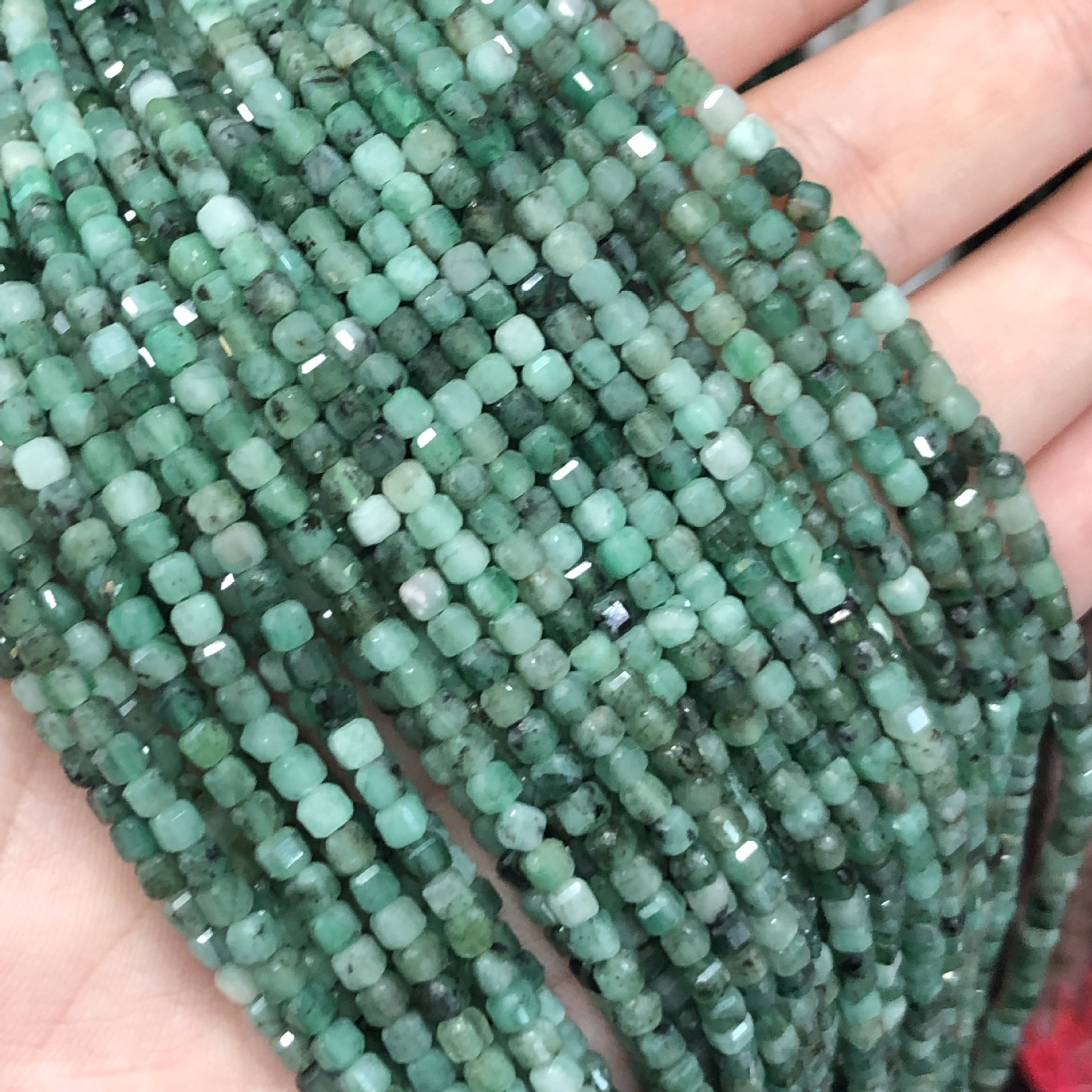 8 emerald