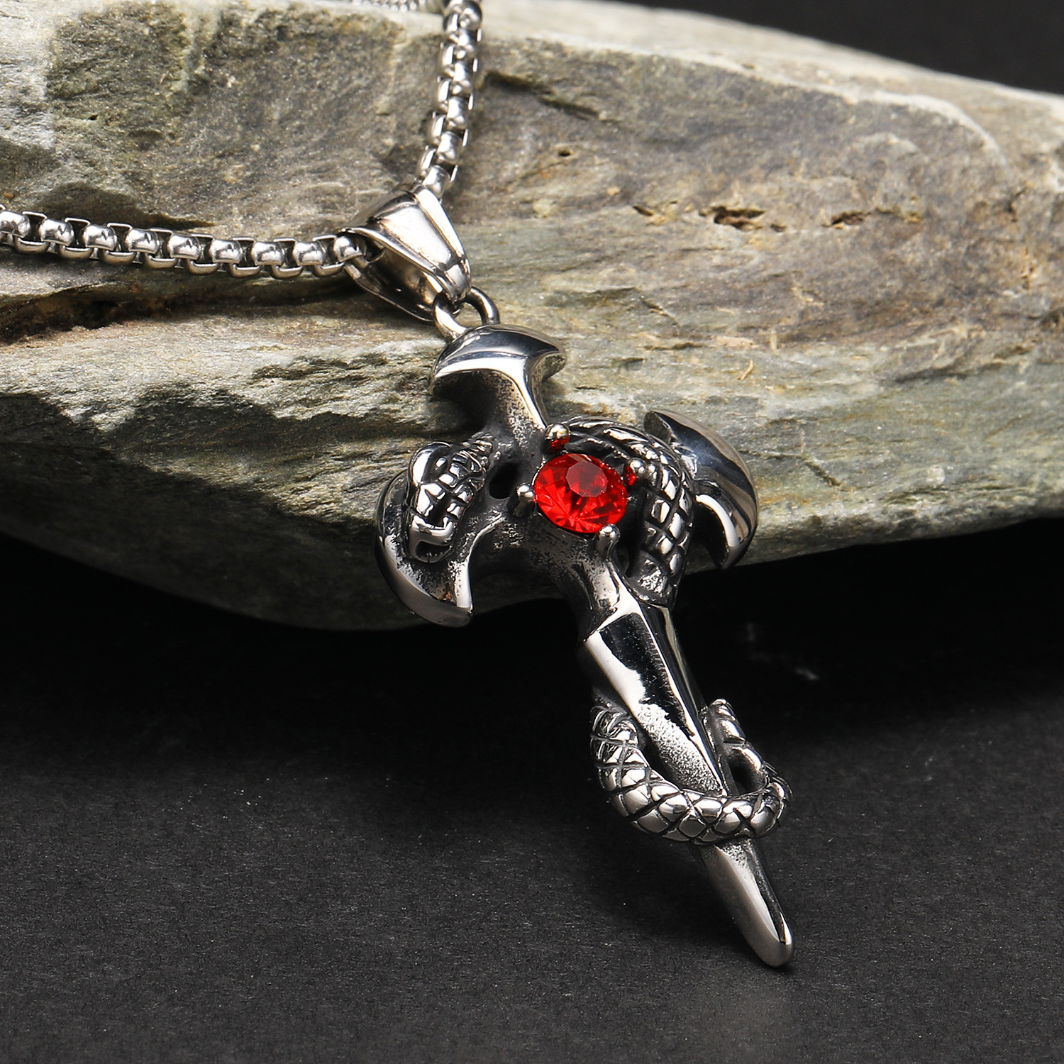 3:Steel red diamond pendant without chain
