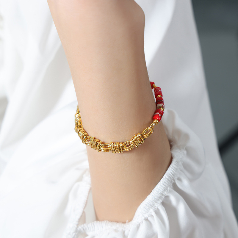 Red natural stone bracelet - 18cm