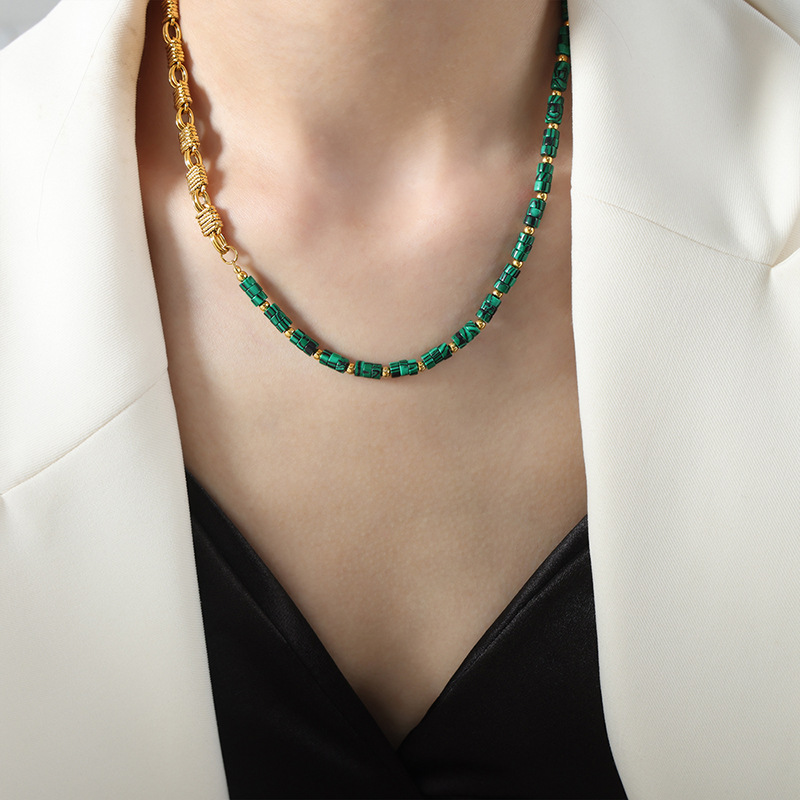 14:Green natural stone necklace-43cm