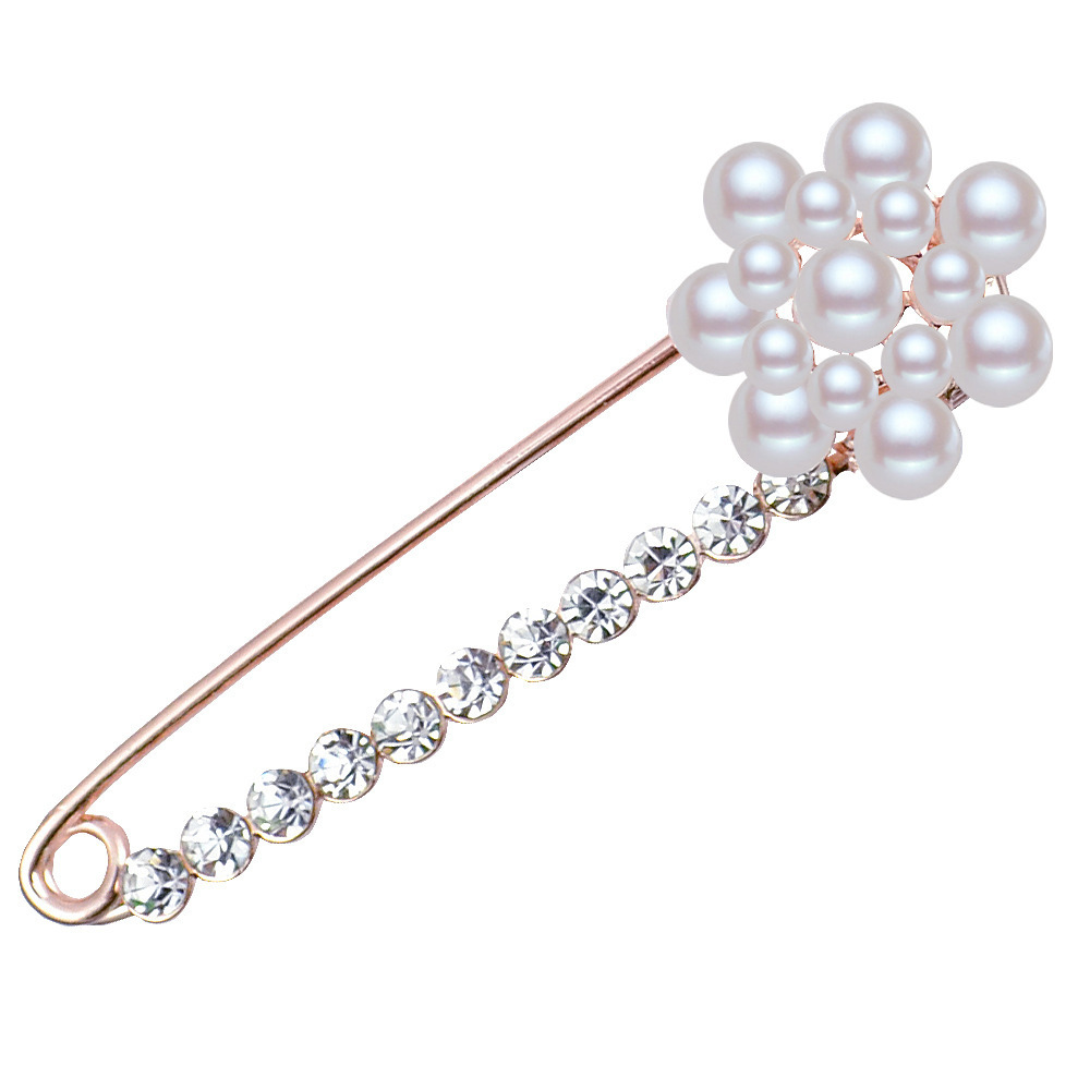 10:Gold pearl flower pin