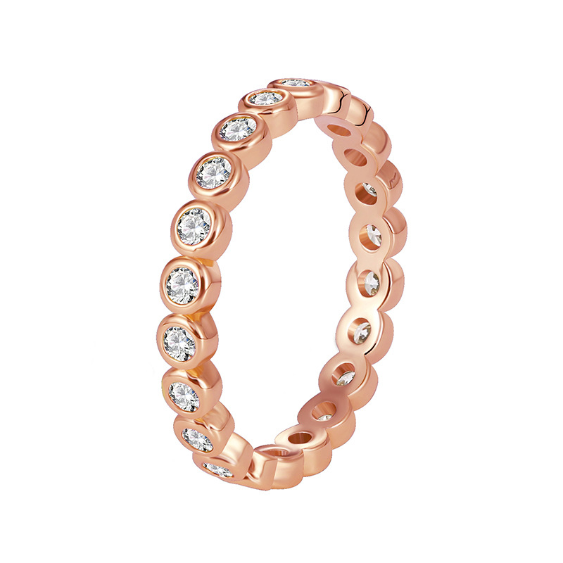 3:Rose gold bracelet