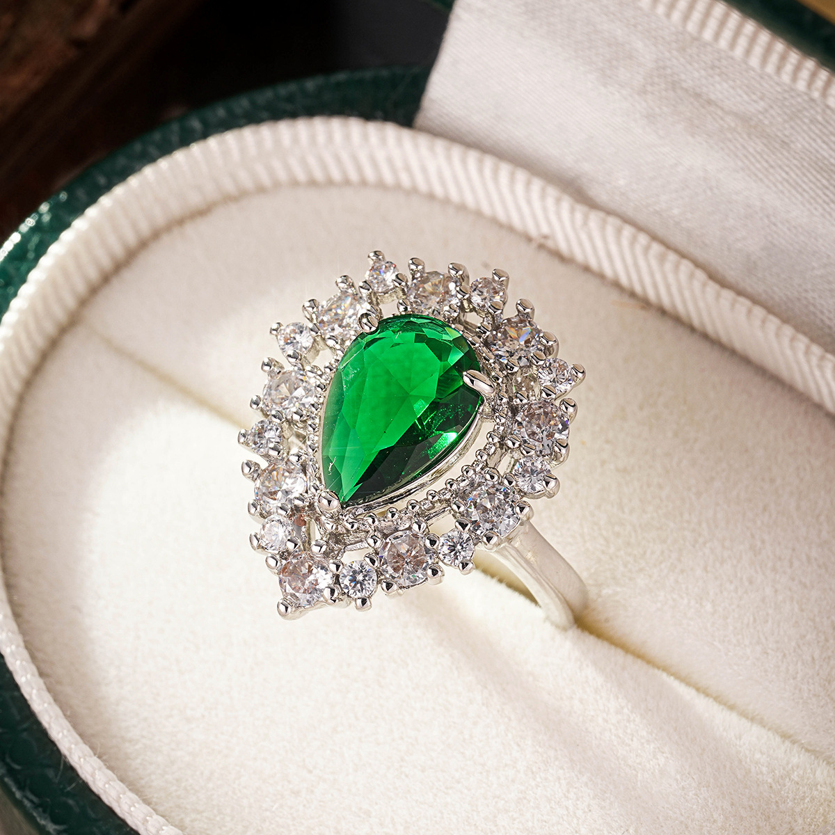 1:Emerald