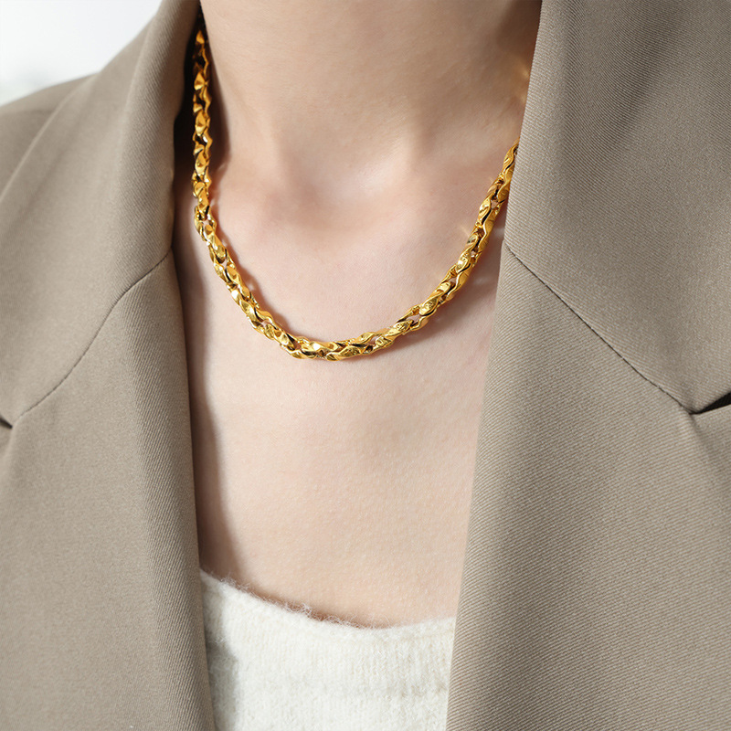 6:P1772 - Gold Necklace - 40cm Tail Chain 5cm