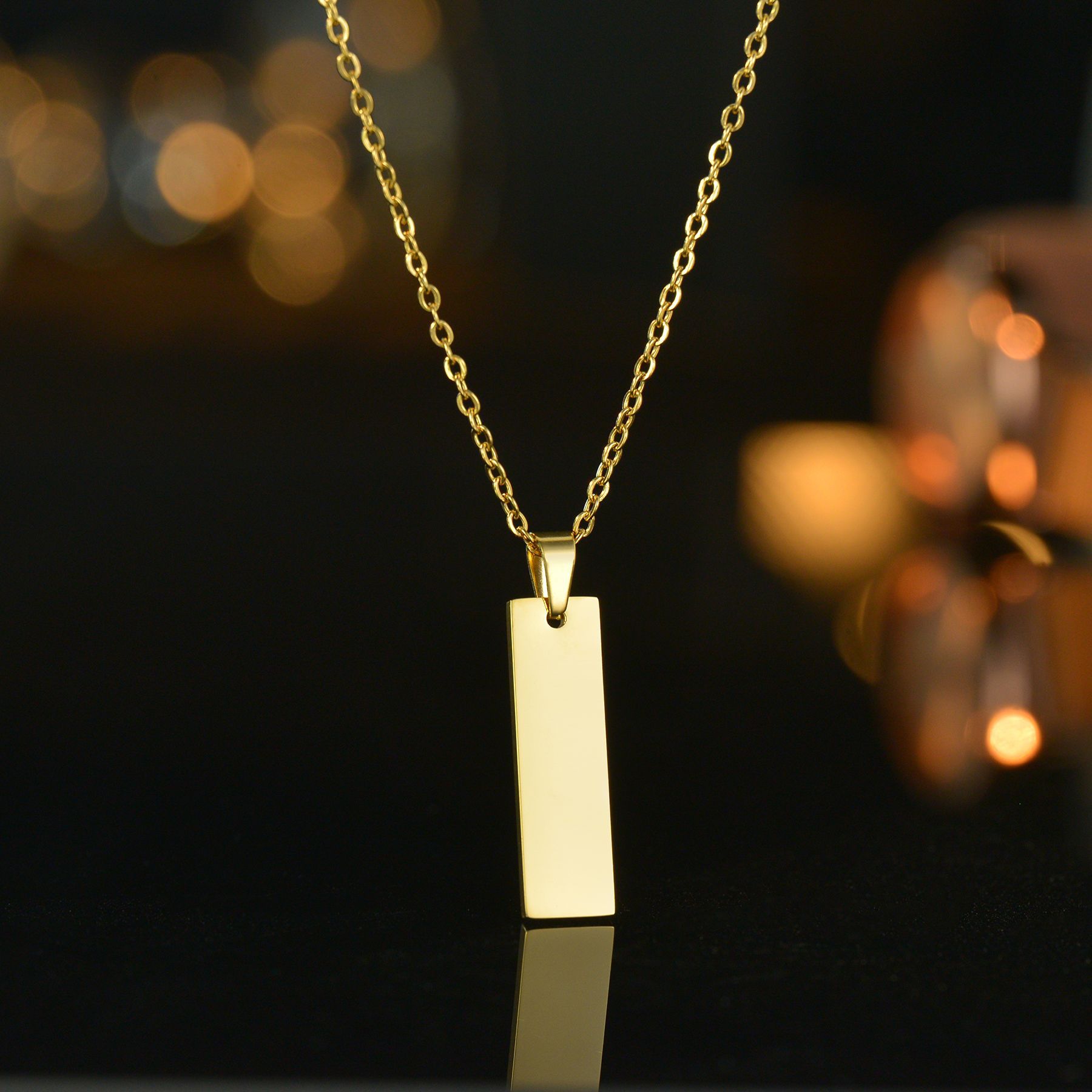 Lady - Gold necklace