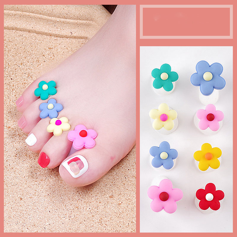 01 #  flower toe divider