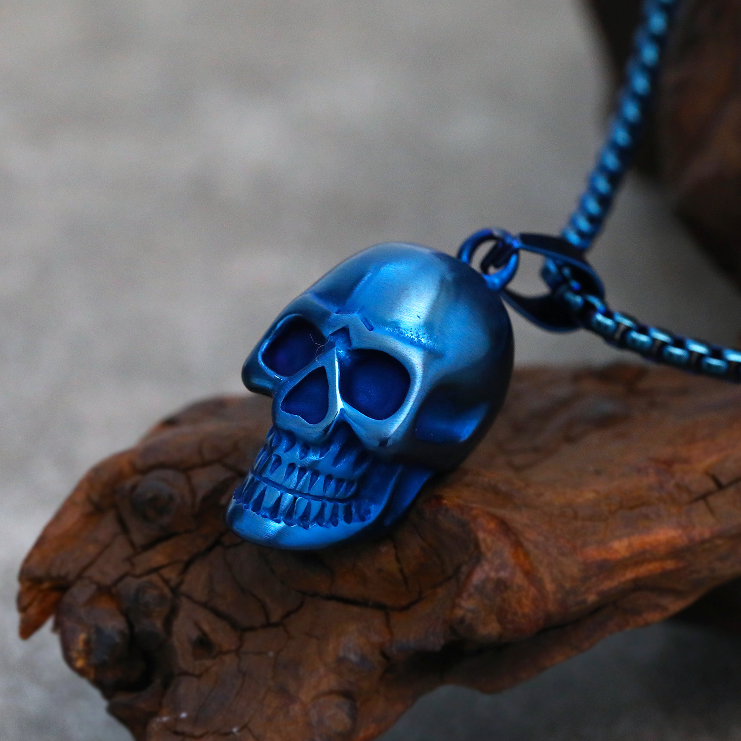Blue Pendant + Necklace