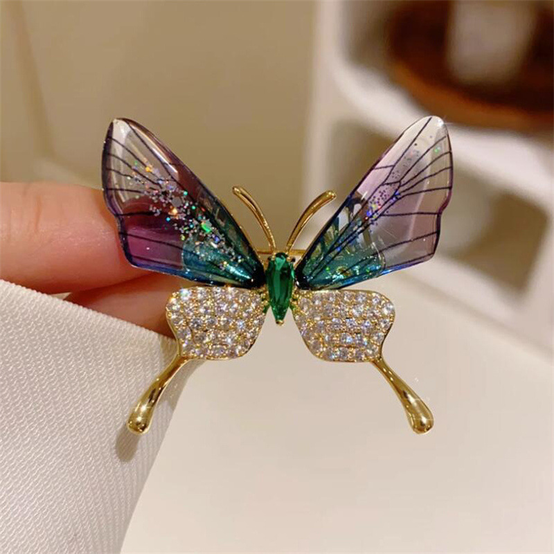 3:Butterfly broochButterfly brooch