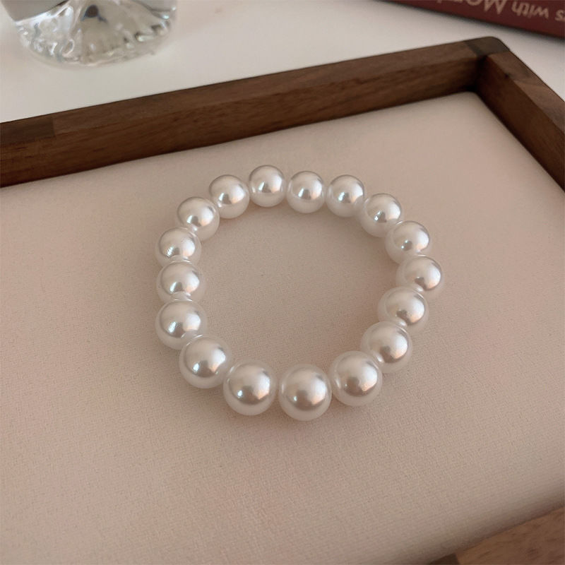 5:[12mm] Pearl bracelet