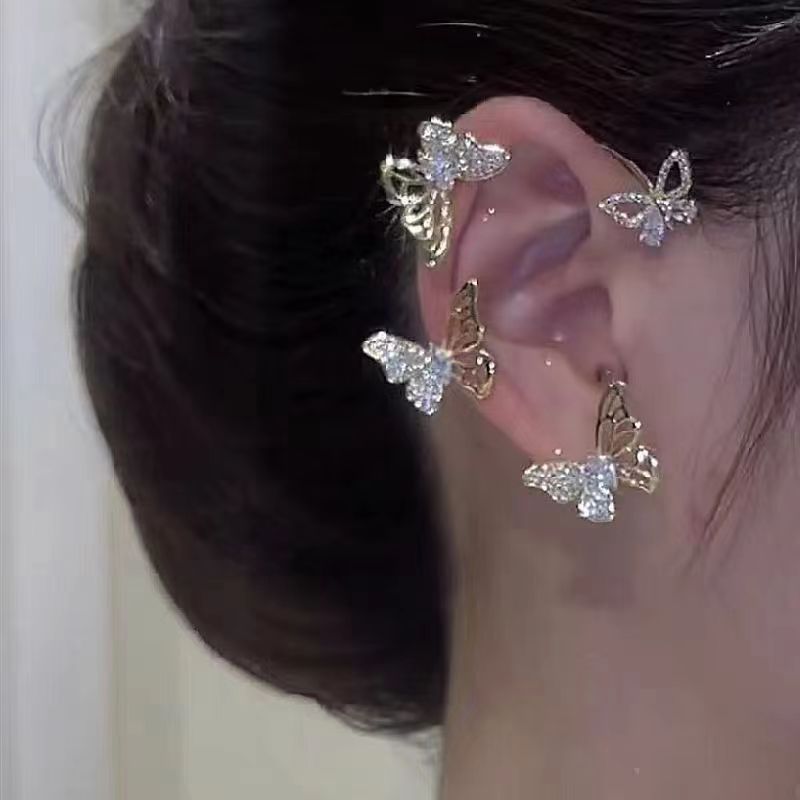 Hollow out butterfly golden right ear