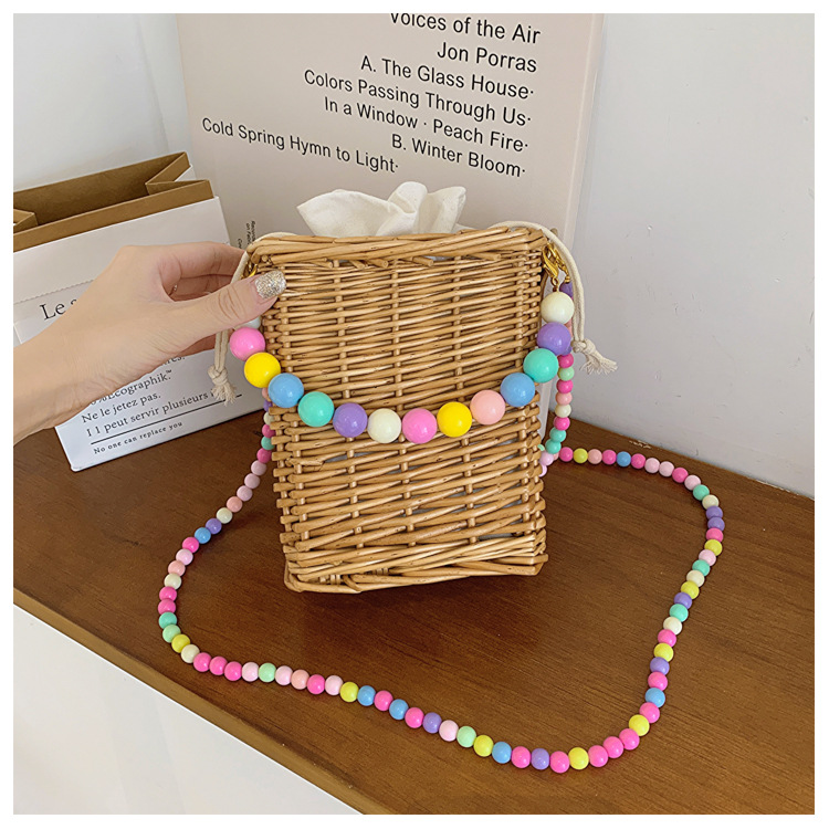 Soft handle colour beads