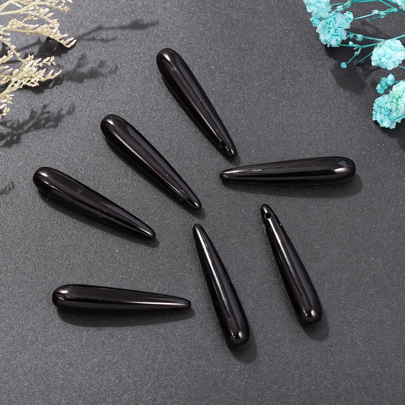 Black resin long tip drop pendant width * length 7*33mm