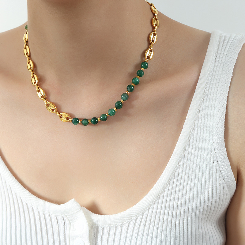 3:Gold necklace -40x5cm