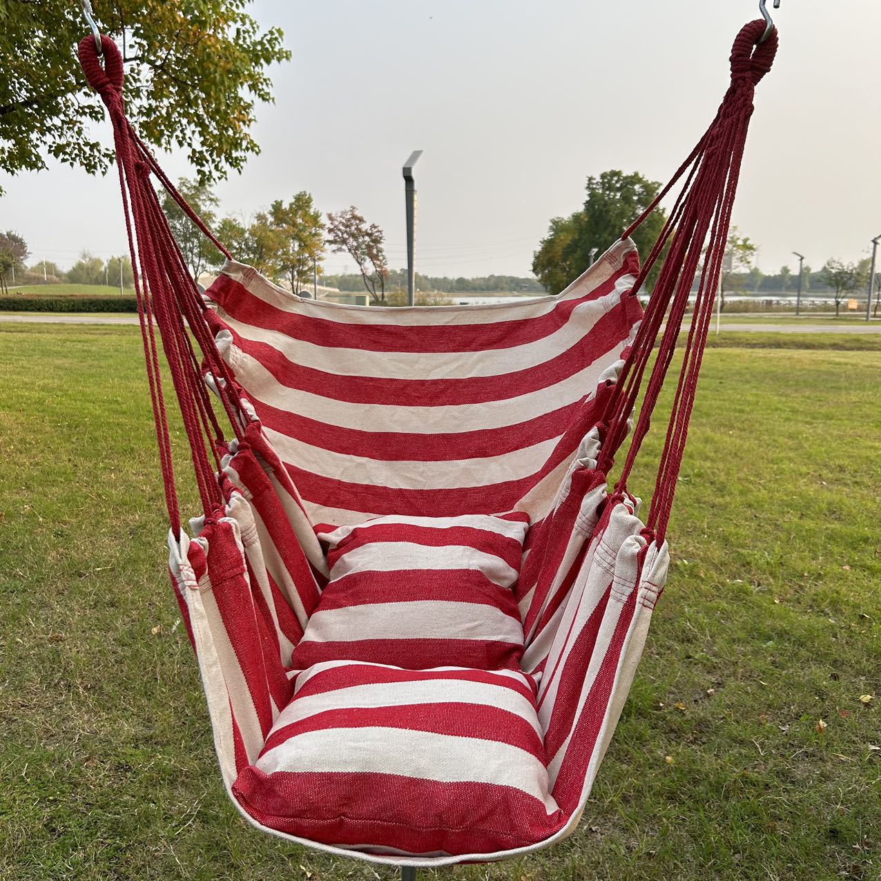 red and white stripes (Hanging chair and rope)