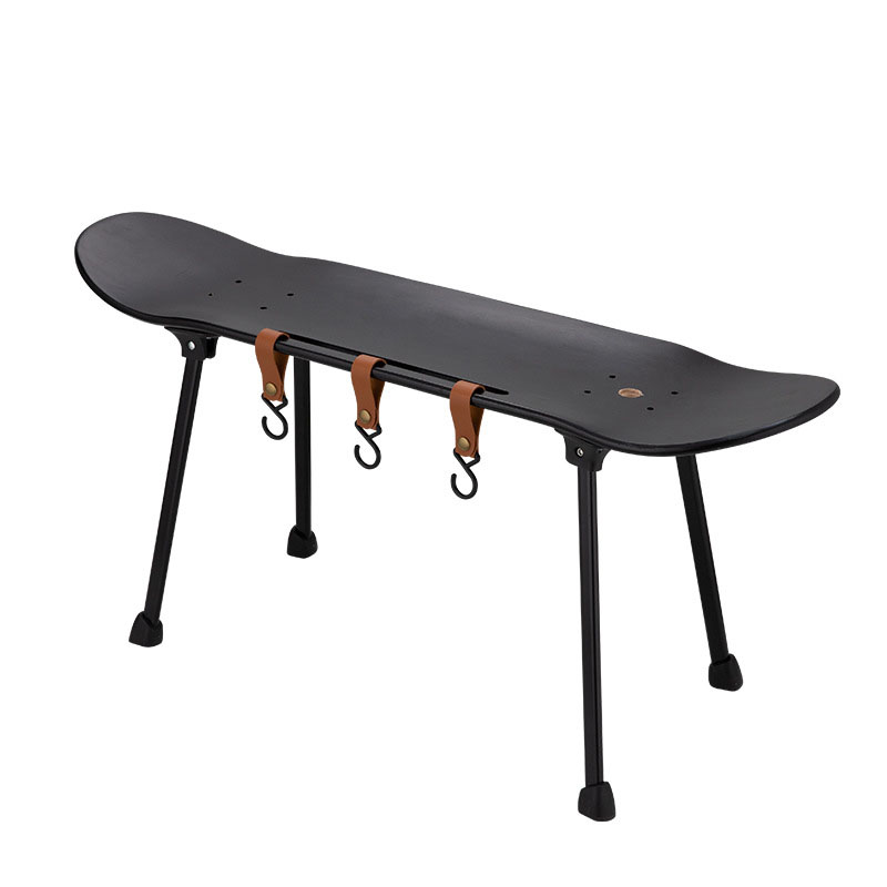 Cool black single table