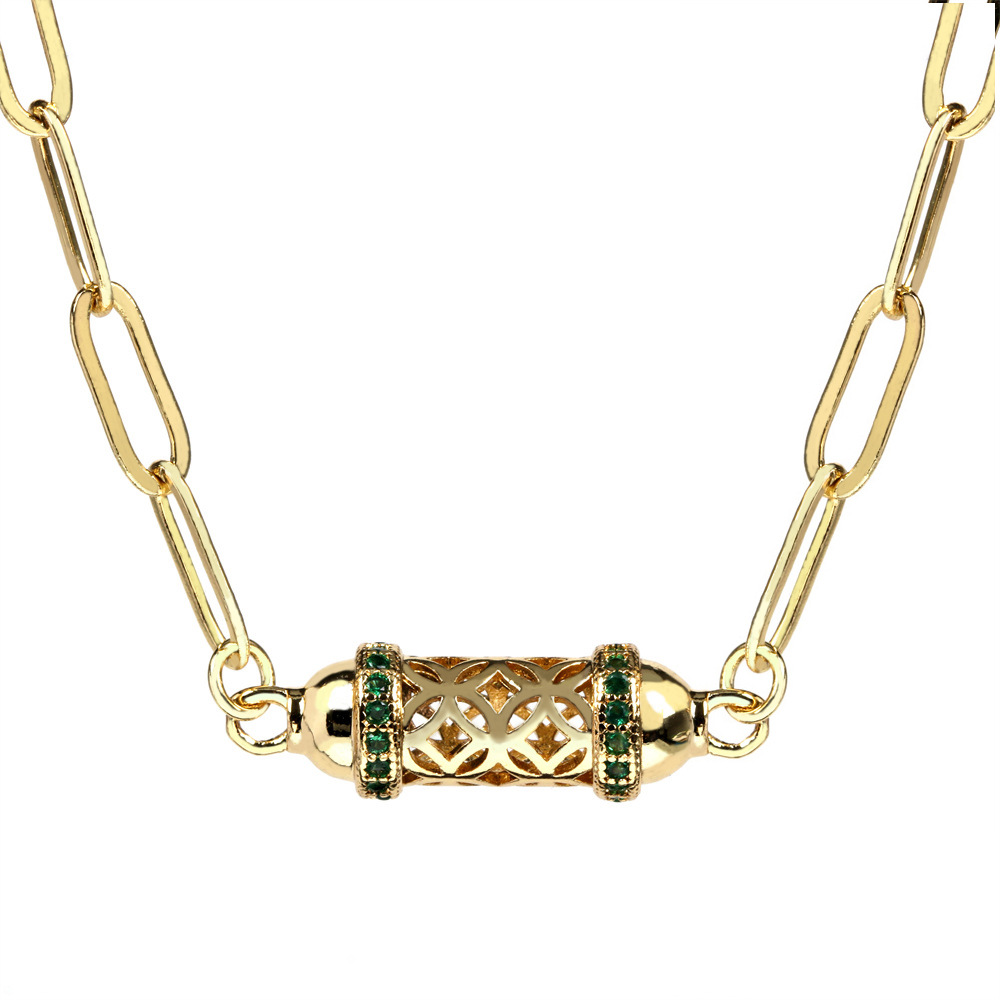 Green diamond necklace -40x5cm