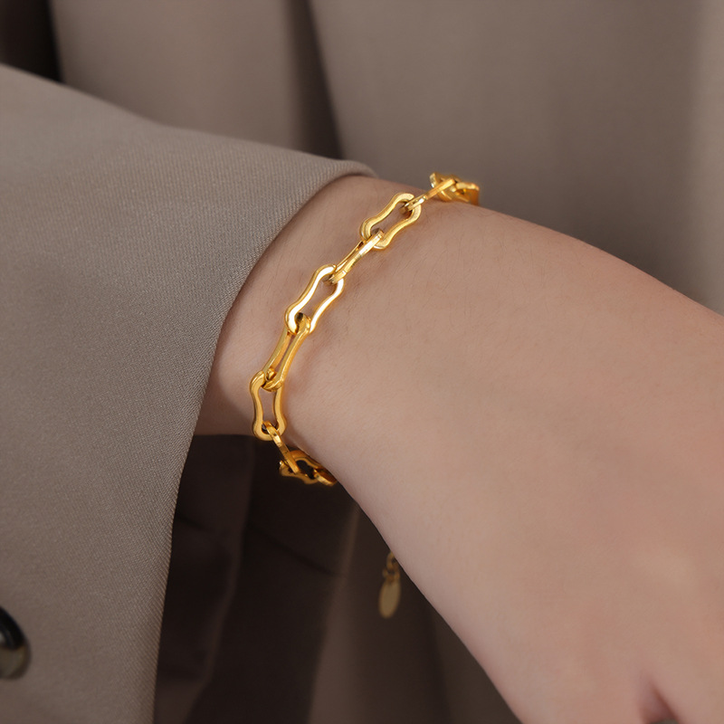 E033 - Gold Bracelet - 15cm Tail Chain 5cm