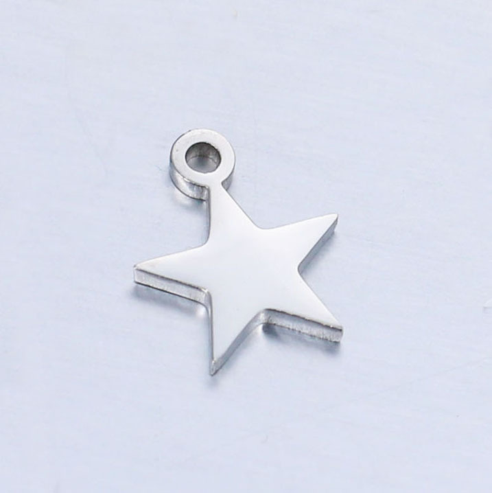 2:Silver five-pointed star
