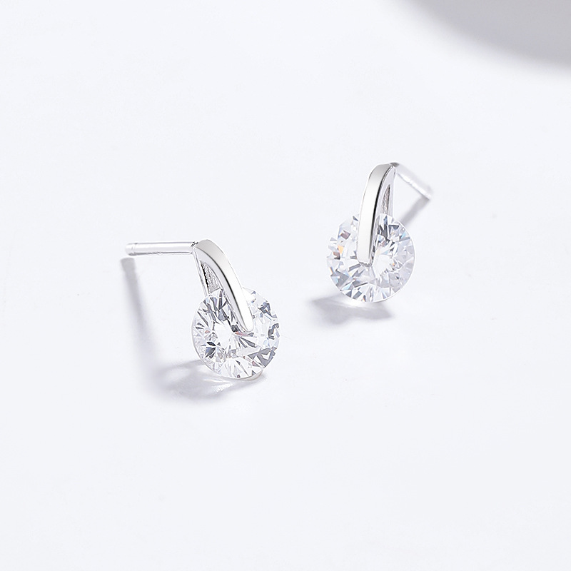 1:White Gold/pair (single diamond) -7.6x5mm