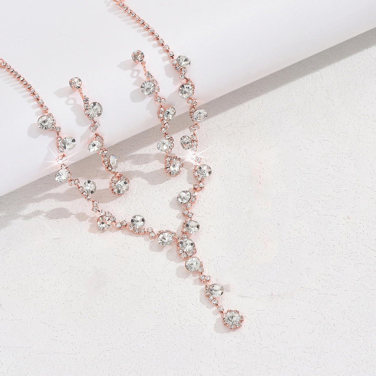 869 Necklace earrings rose gold set
