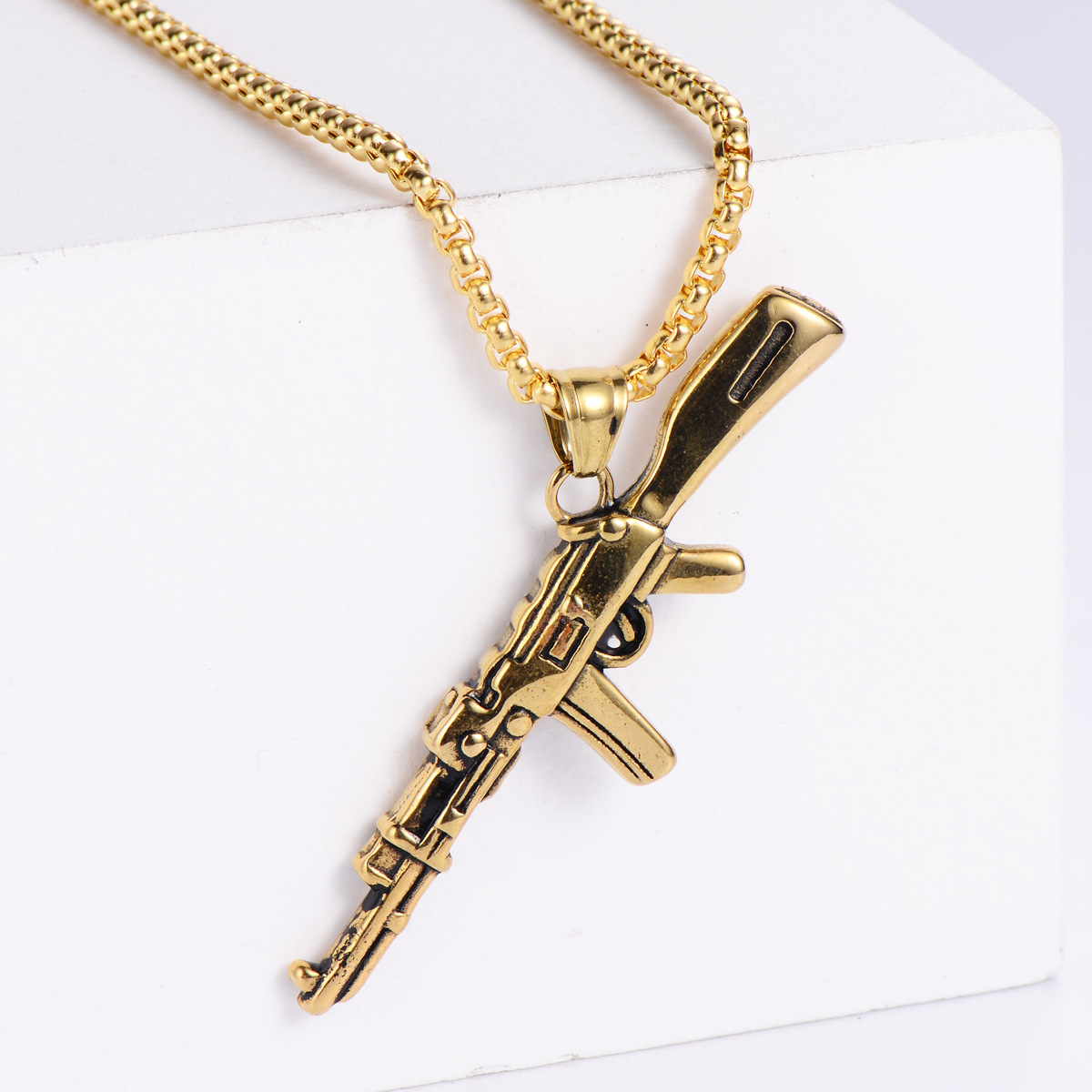 5:[ Gold ] chain pendant