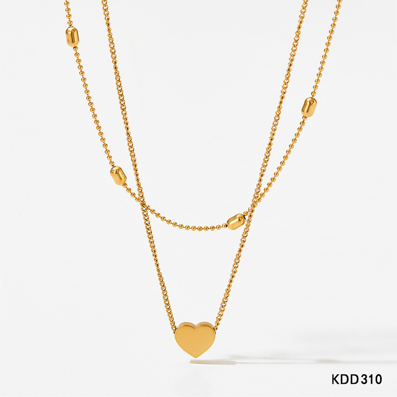 5:Gold necklace