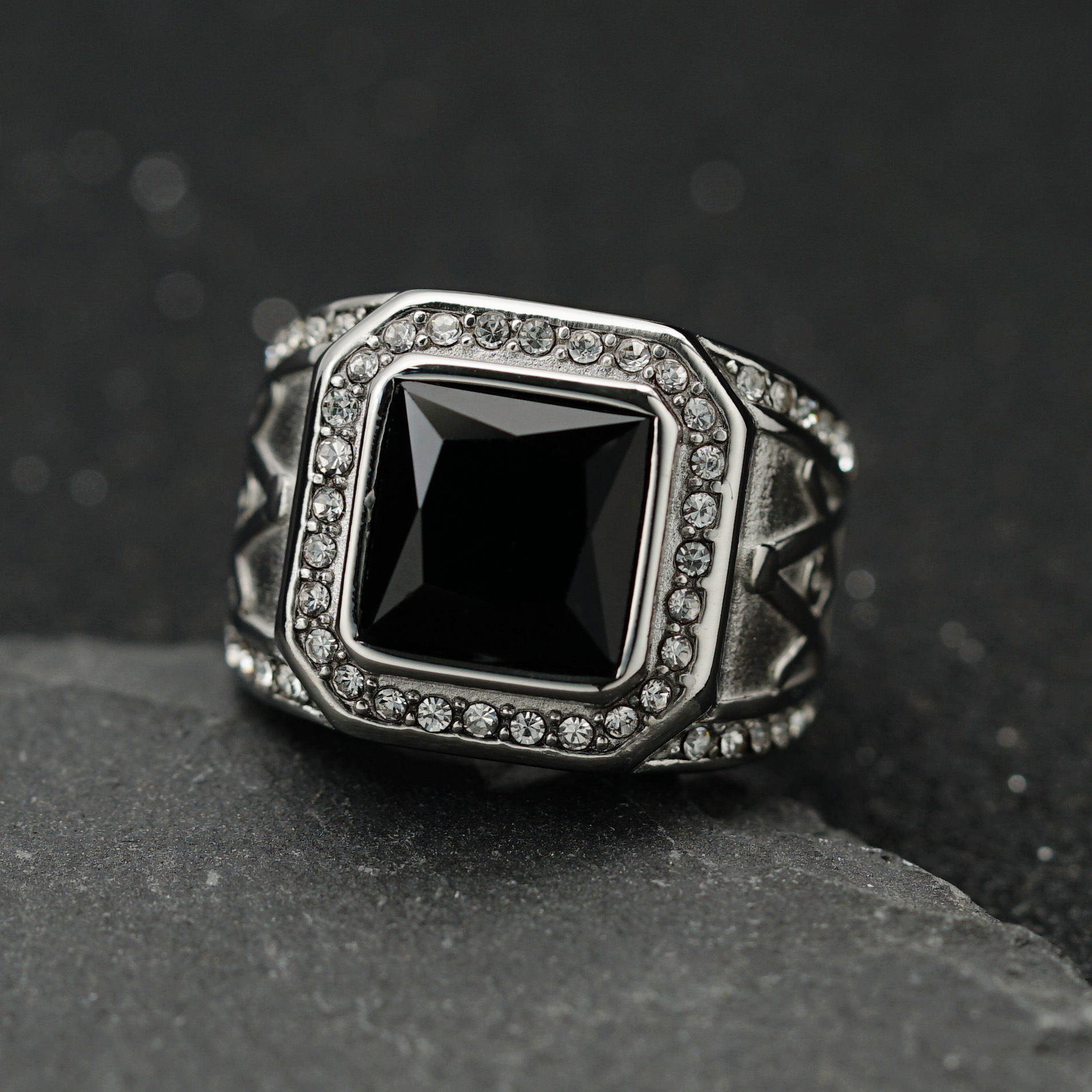 10:Steel color   black stone