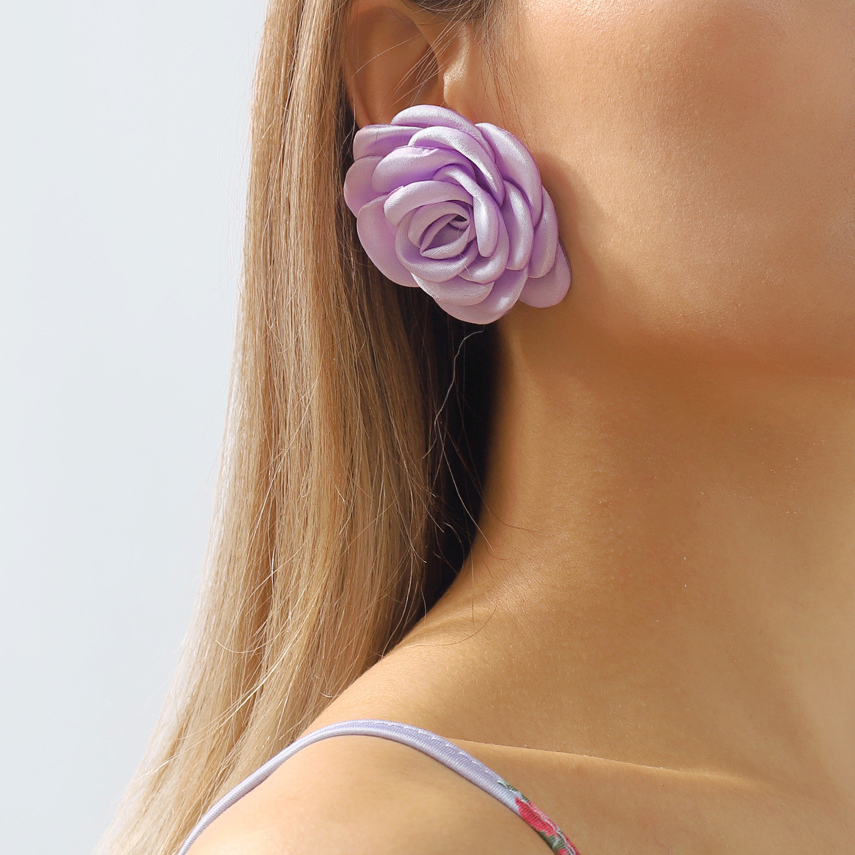 11:purple earring