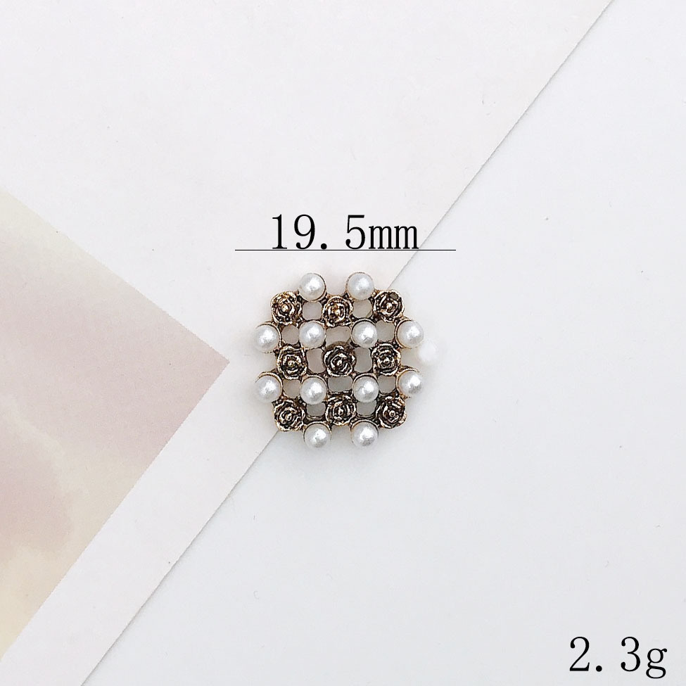 14:D1730 Pearl Rose (small)